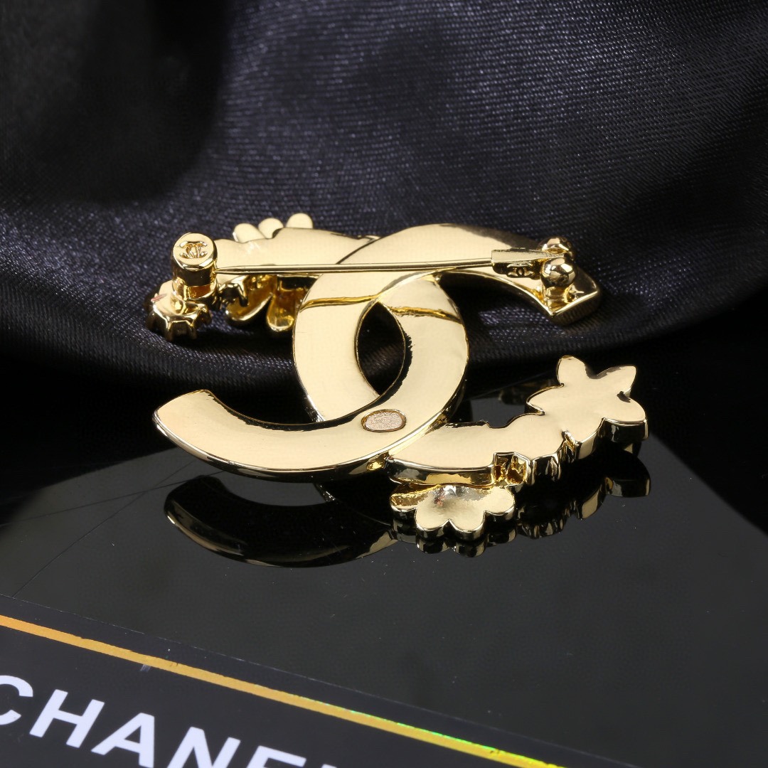 【ブローチ】★CHANEL★
