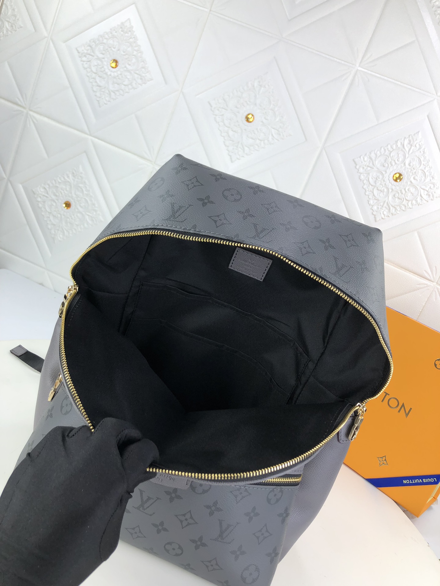 【LOUIS VUITTON】TOTE 18×17×8cm