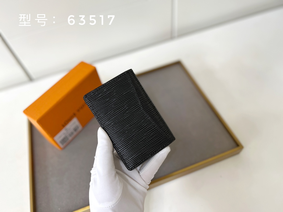 【LOUIS VUITTON】財布