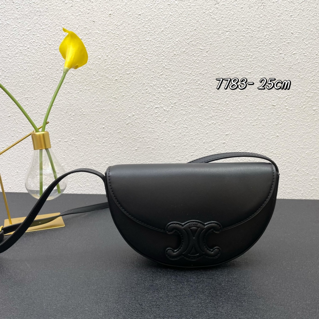 【CELINE】BESACE TRIOMPHE 23 X 13.5 X 6cm