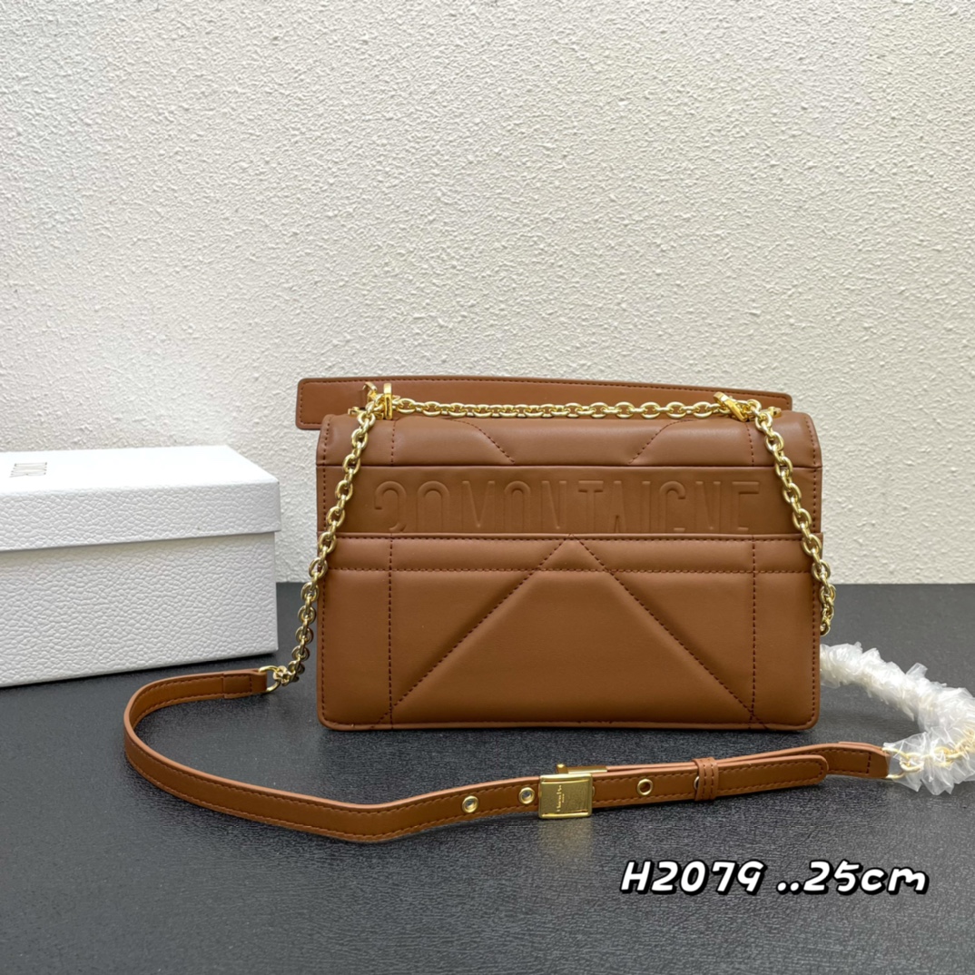 【シャネル】新作人気の斜め掛け cf mini handle 20cm カーフスキン -2色