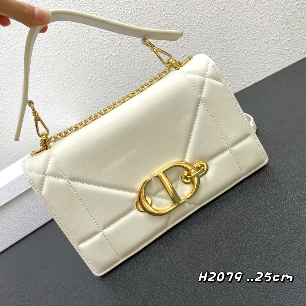 【シャネル】新作人気の斜め掛け cf mini handle 20cm カーフスキン -2色