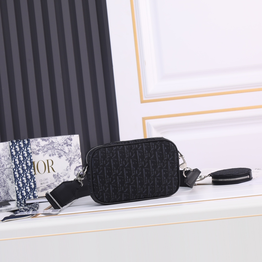 【シャネル】新作人気の斜め掛け cf mini handle 20cm カーフスキン -2色