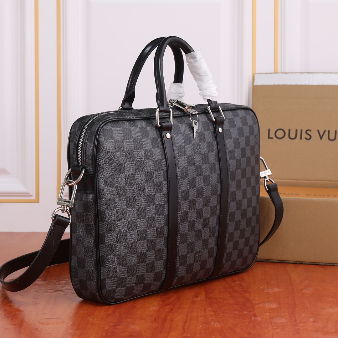 【LOUIS VUITTON】PORTE-DOCUMENTS VOYAGE  37.0x 29.0x 11.0 cm
