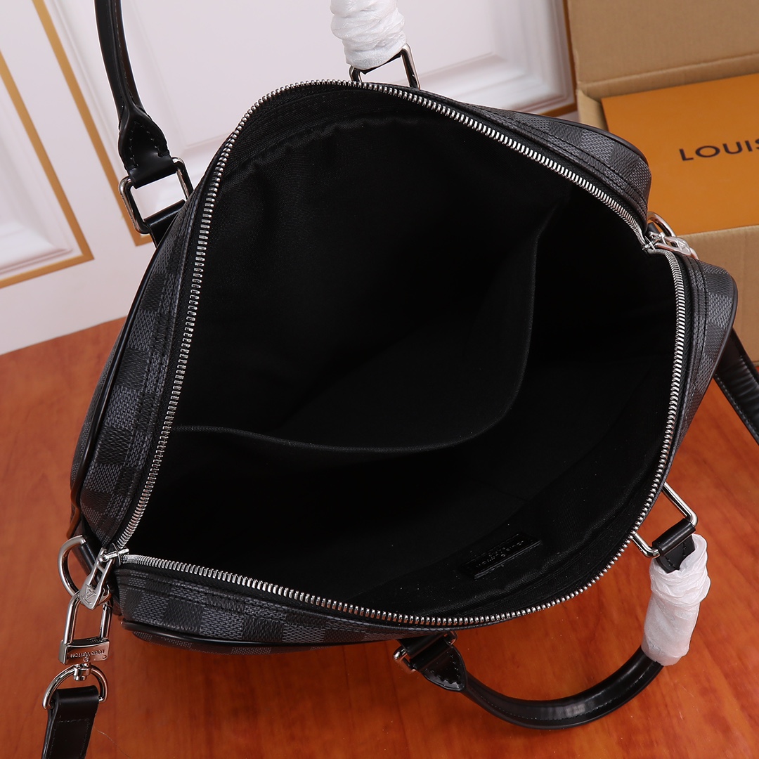 【LOUIS VUITTON】PORTE-DOCUMENTS VOYAGE  37.0x 29.0x 11.0 cm