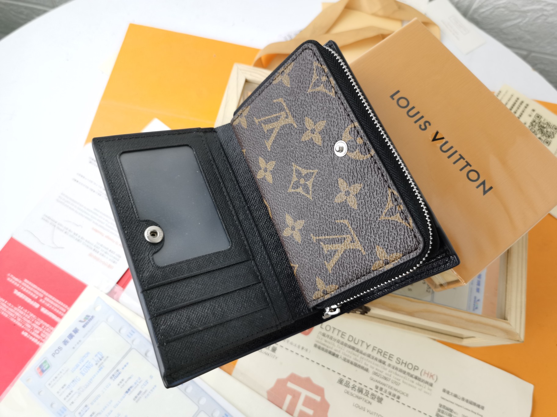 【LOUIS VUITTON】13.0 x 9.0 x 2.0 cm