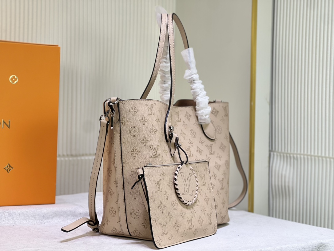 【LOUIS VUITTON】Blossom