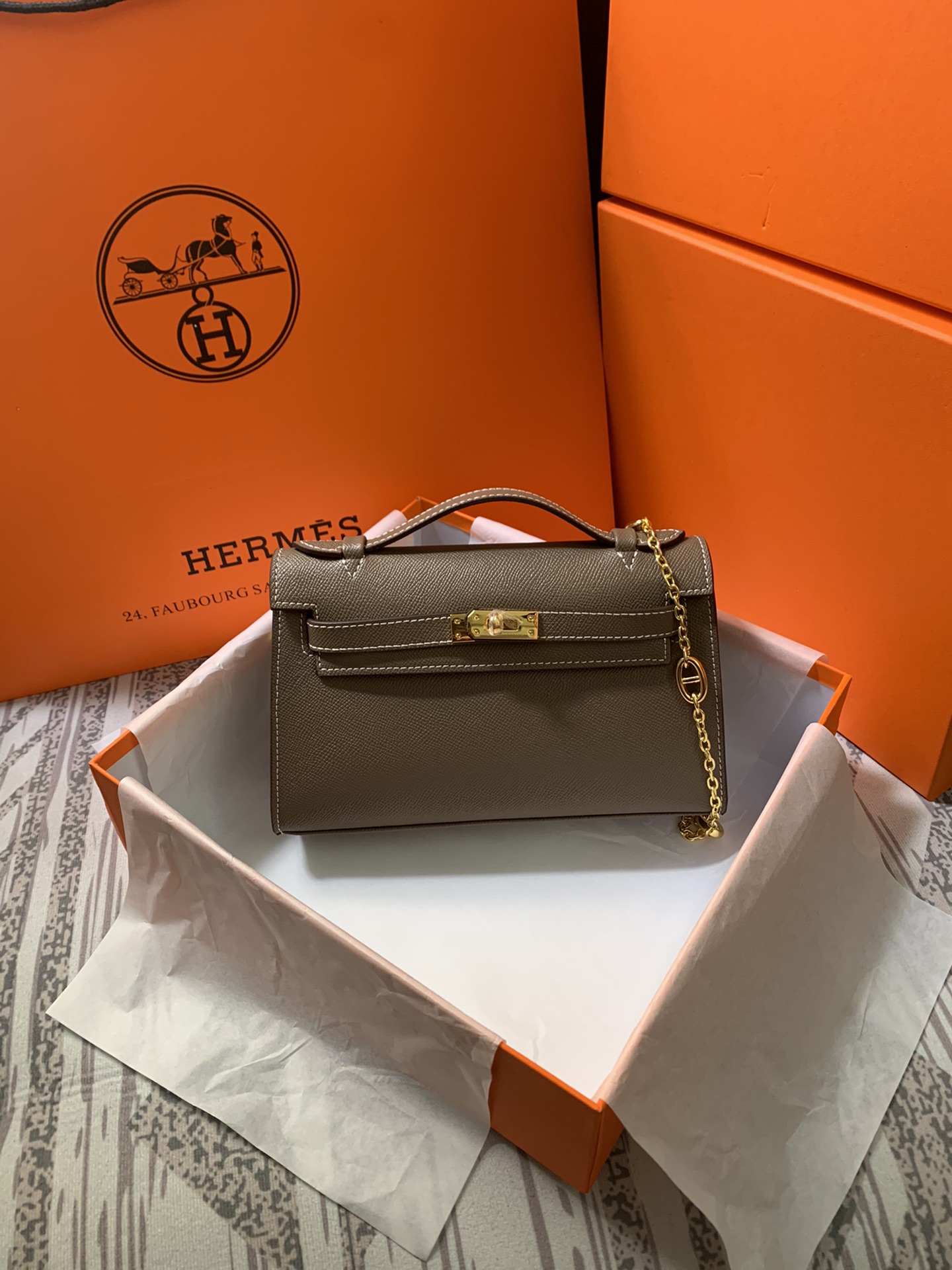 【Hermes 】MINI KELLY 22*13*7CM