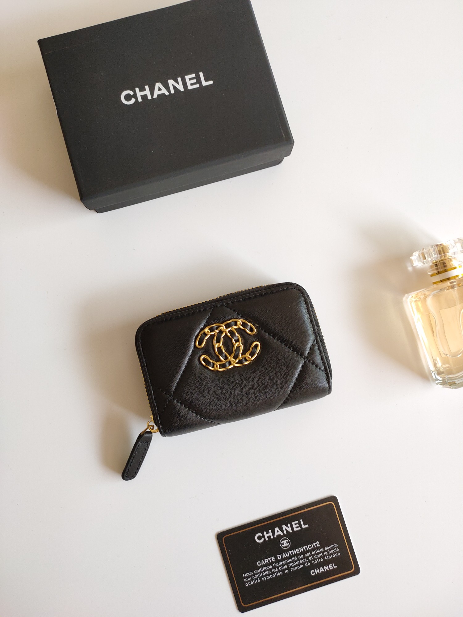 【CHANEL】小銭入れ  11*9.5*1.5cm -6色