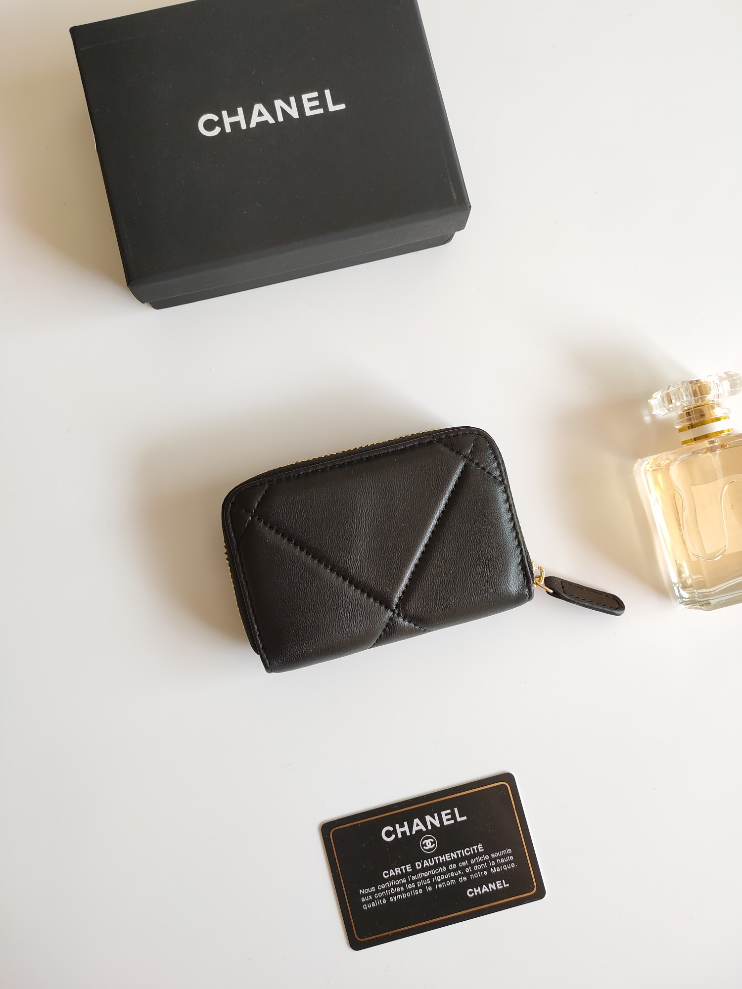 【CHANEL】小銭入れ  11*9.5*1.5cm -6色