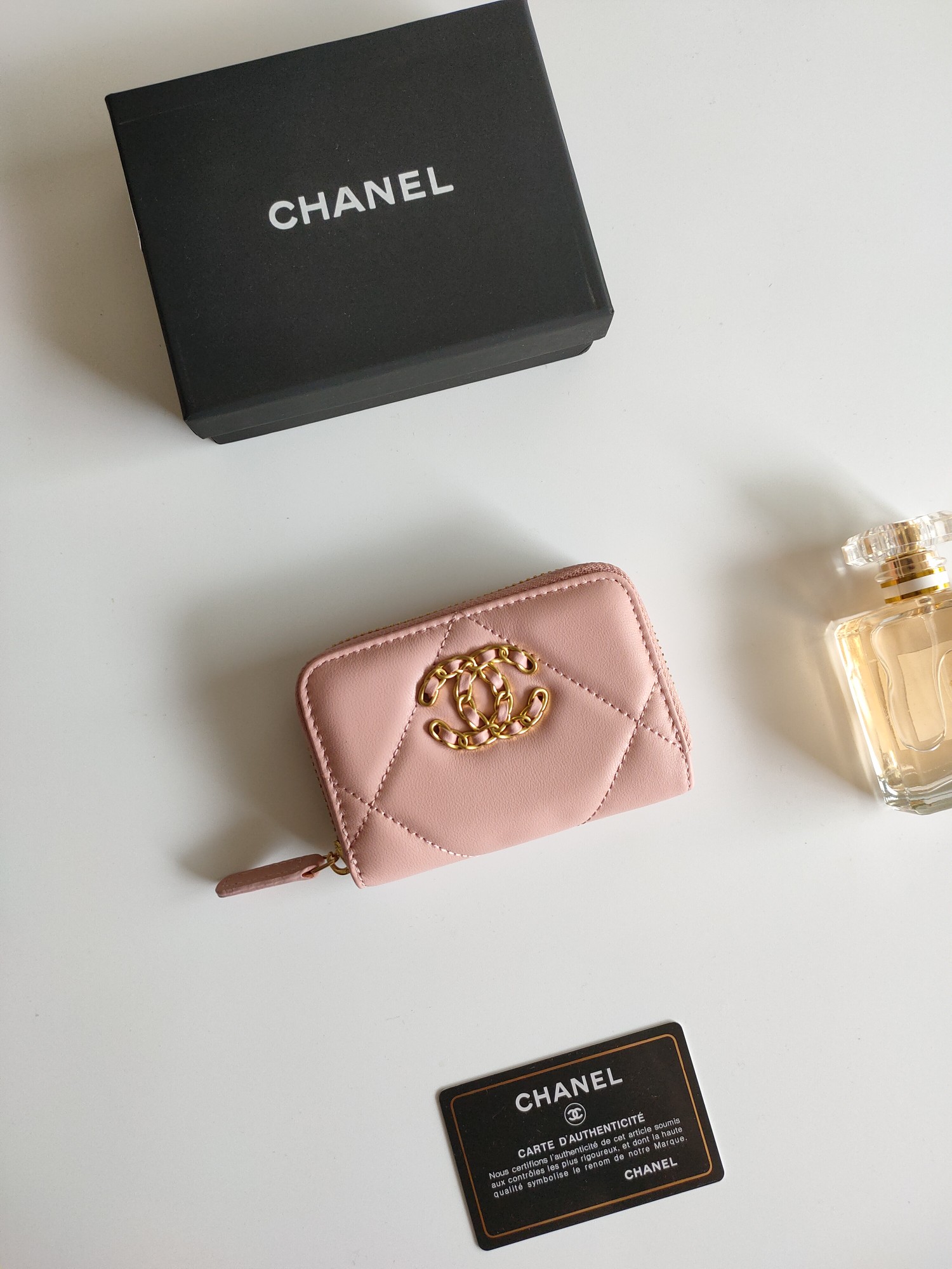【CHANEL】小銭入れ  11*9.5*1.5cm -6色