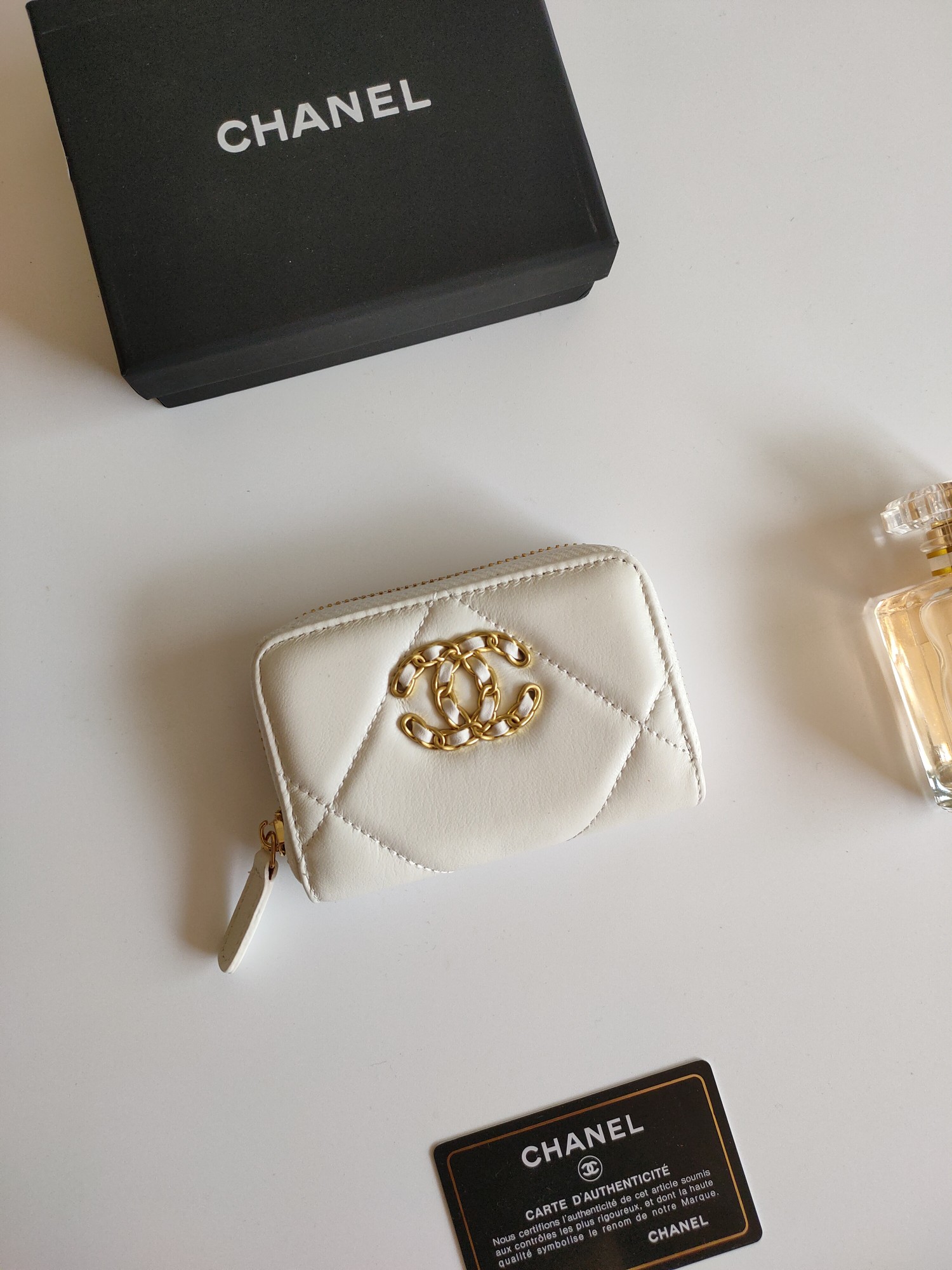 【CHANEL】小銭入れ  11*9.5*1.5cm -6色