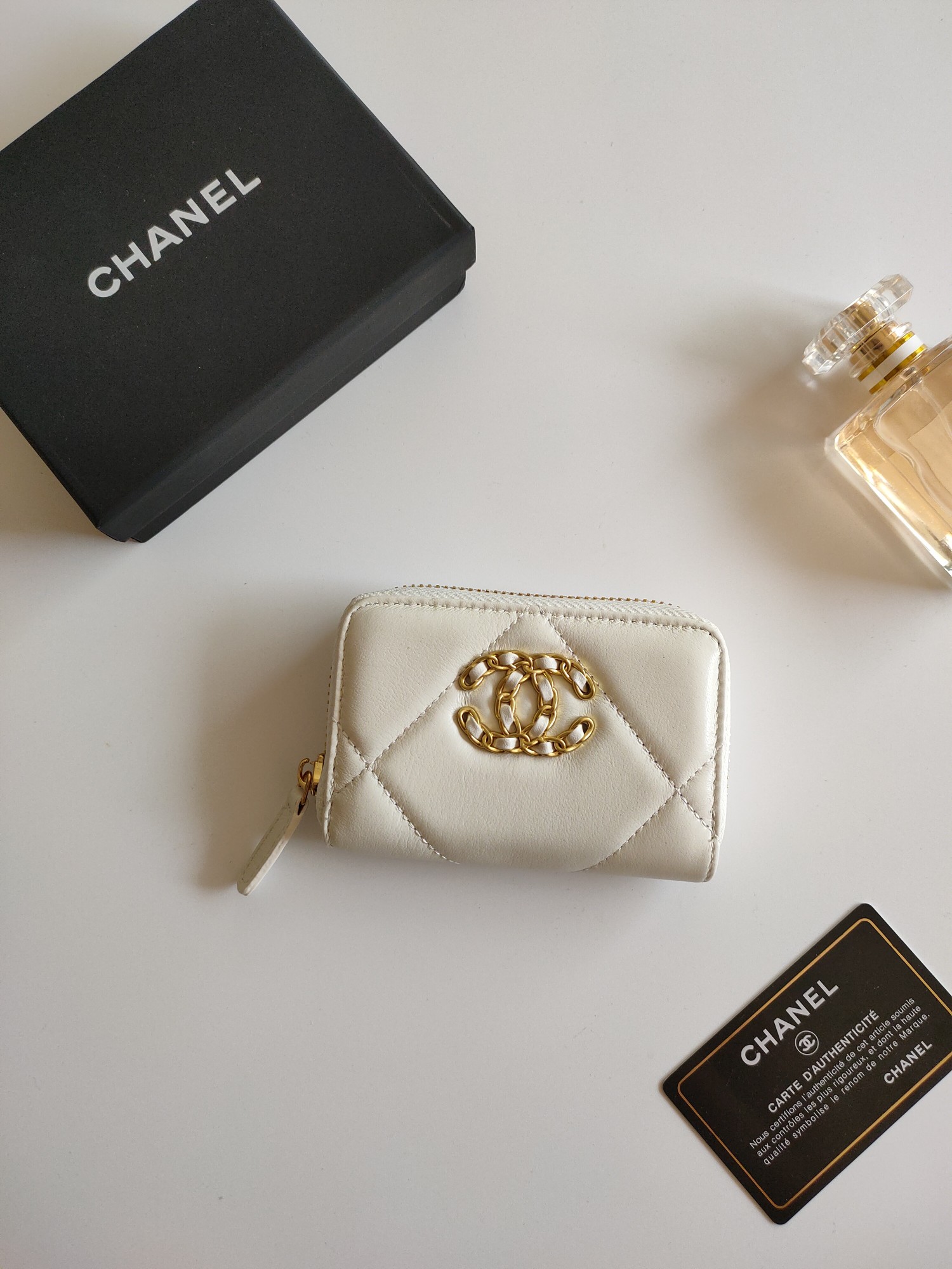 【CHANEL】小銭入れ  11*9.5*1.5cm -6色