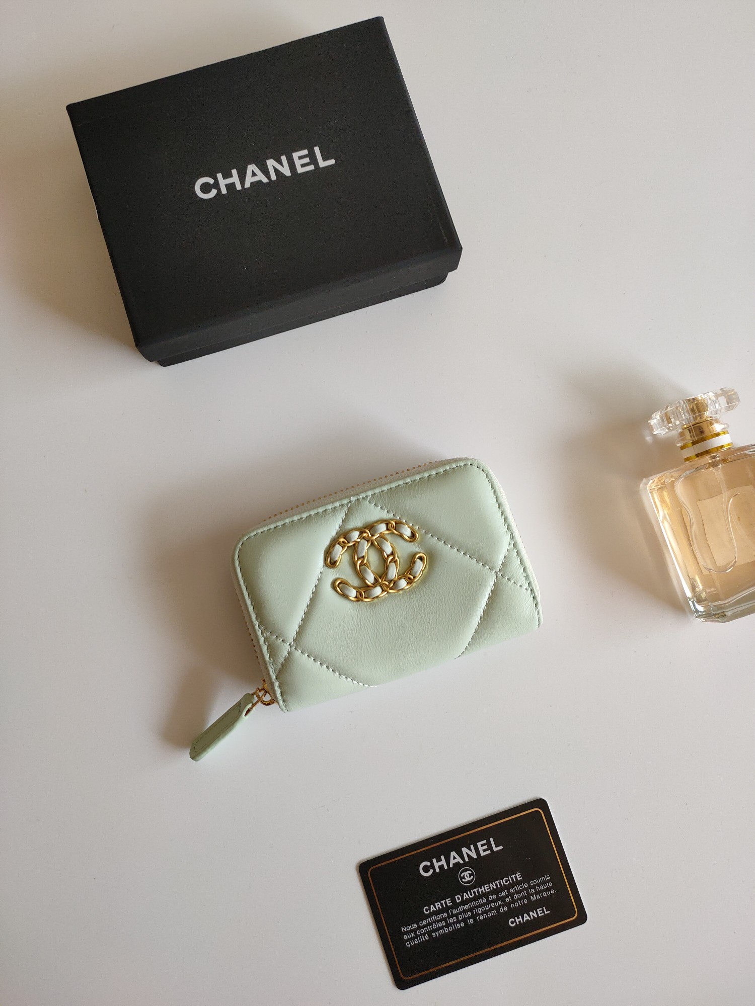 【CHANEL】小銭入れ  11*9.5*1.5cm -6色