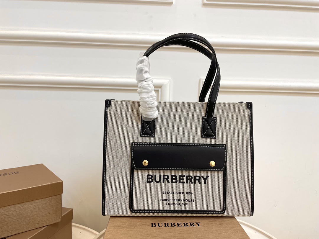【Burberry】40*30*6CM
