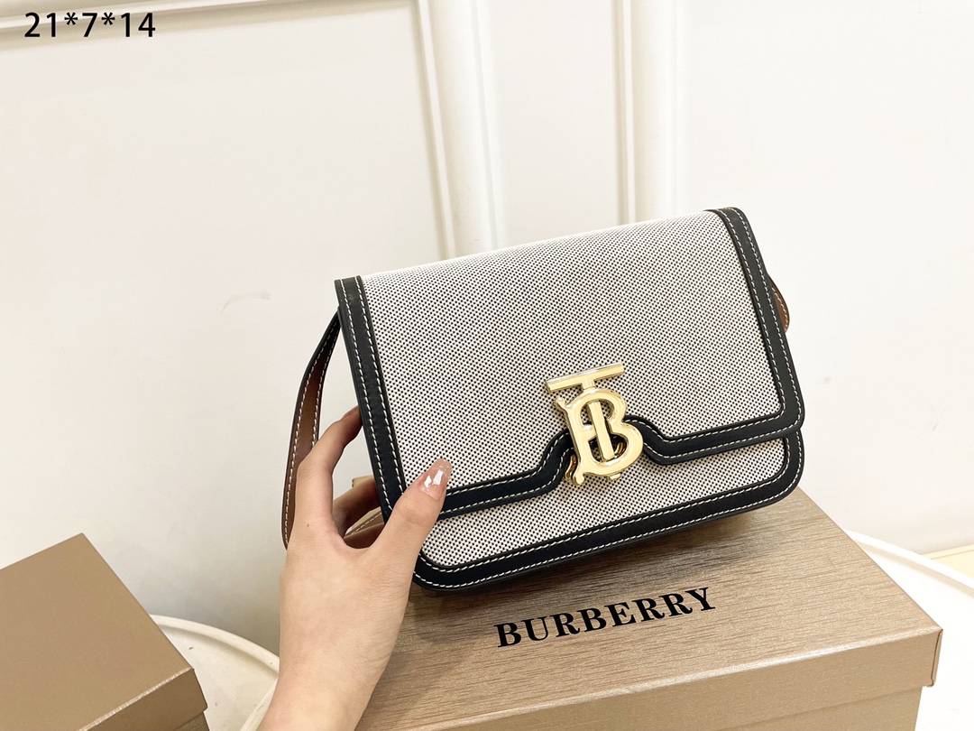 【Burberry】21*14*7CM