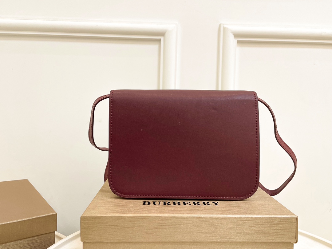 【Burberry】21*14*7CM