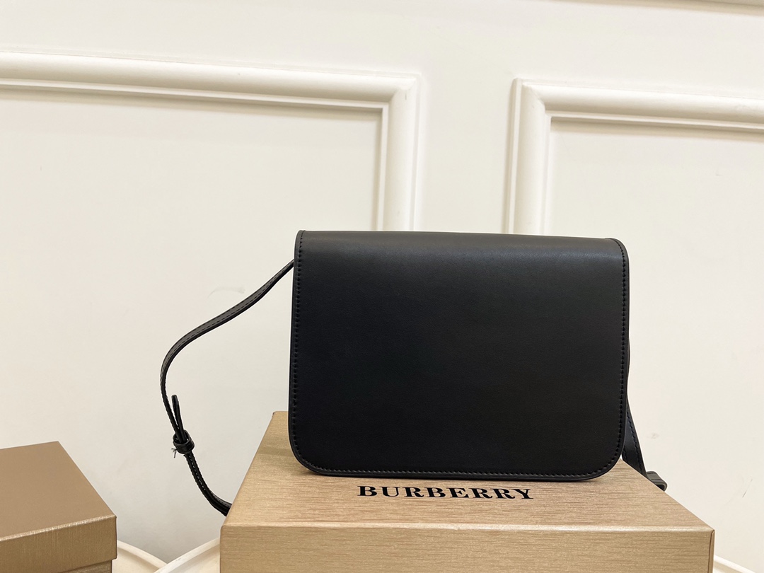 【Burberry】21*14*7CM