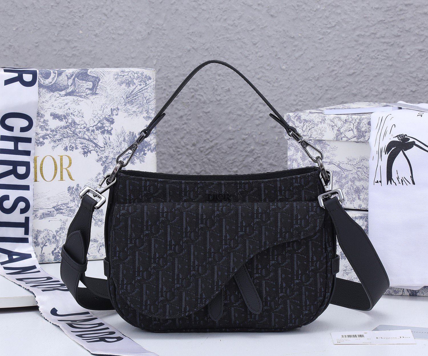 【DIOR】24*17*8 CM