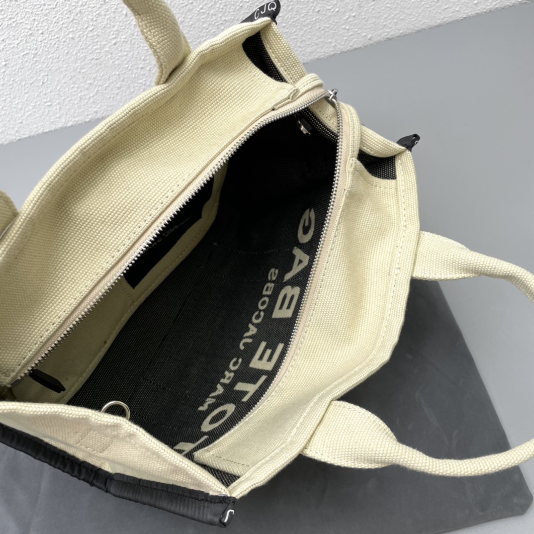 【MARC JACOBS】tote bag 32-25-15cm