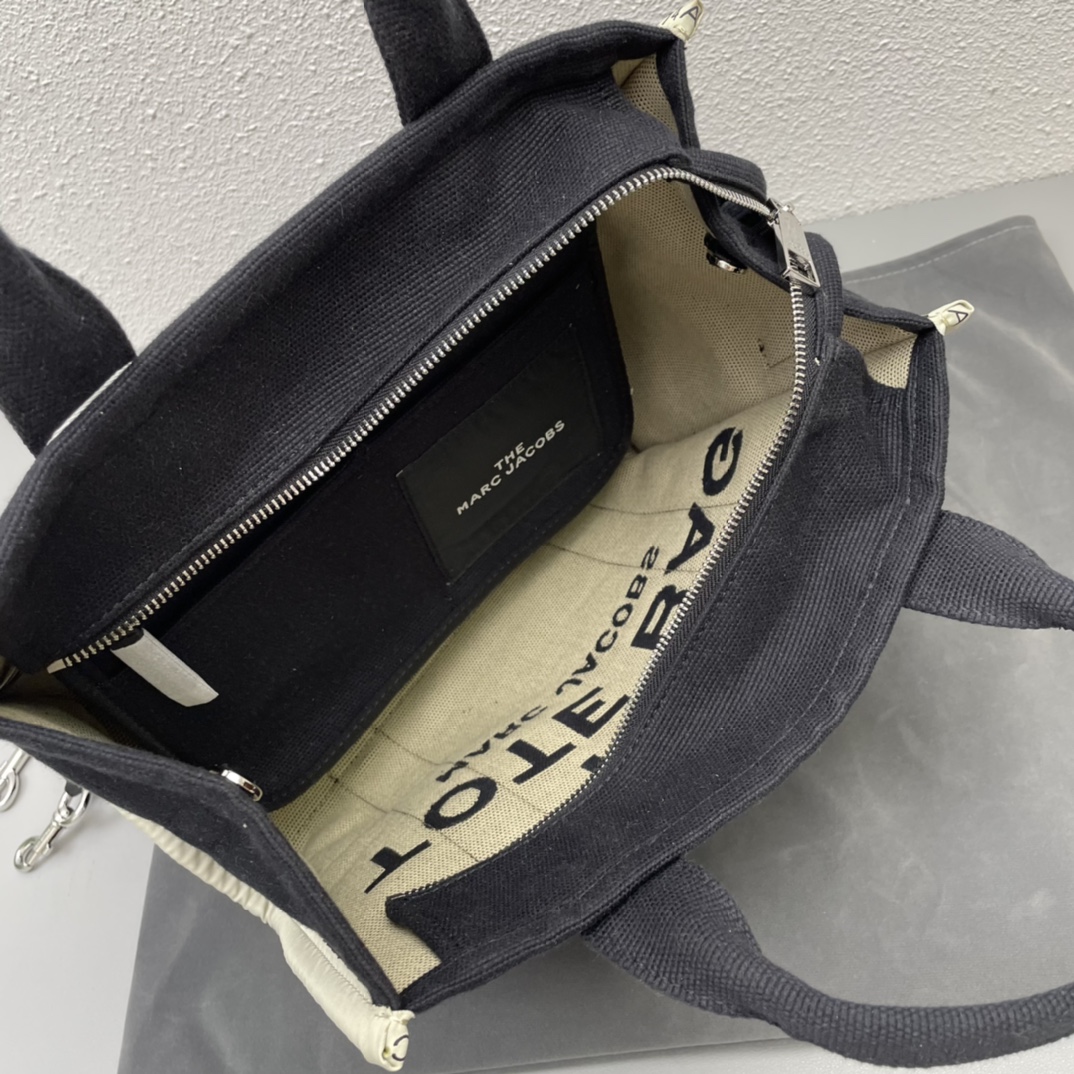【MARC JACOBS】tote bag 32-25-15cm