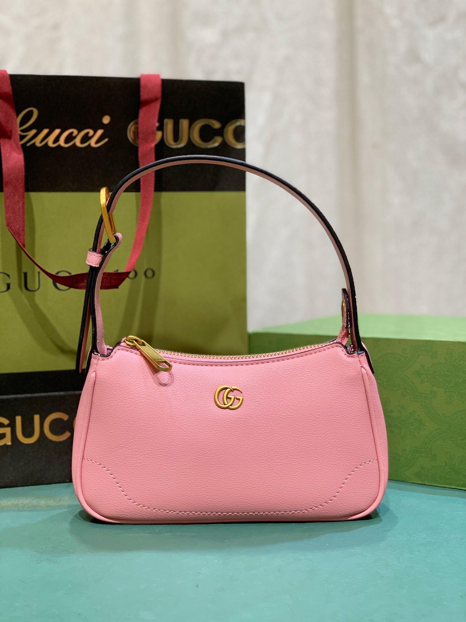 【GUCC*】21X12X13cm