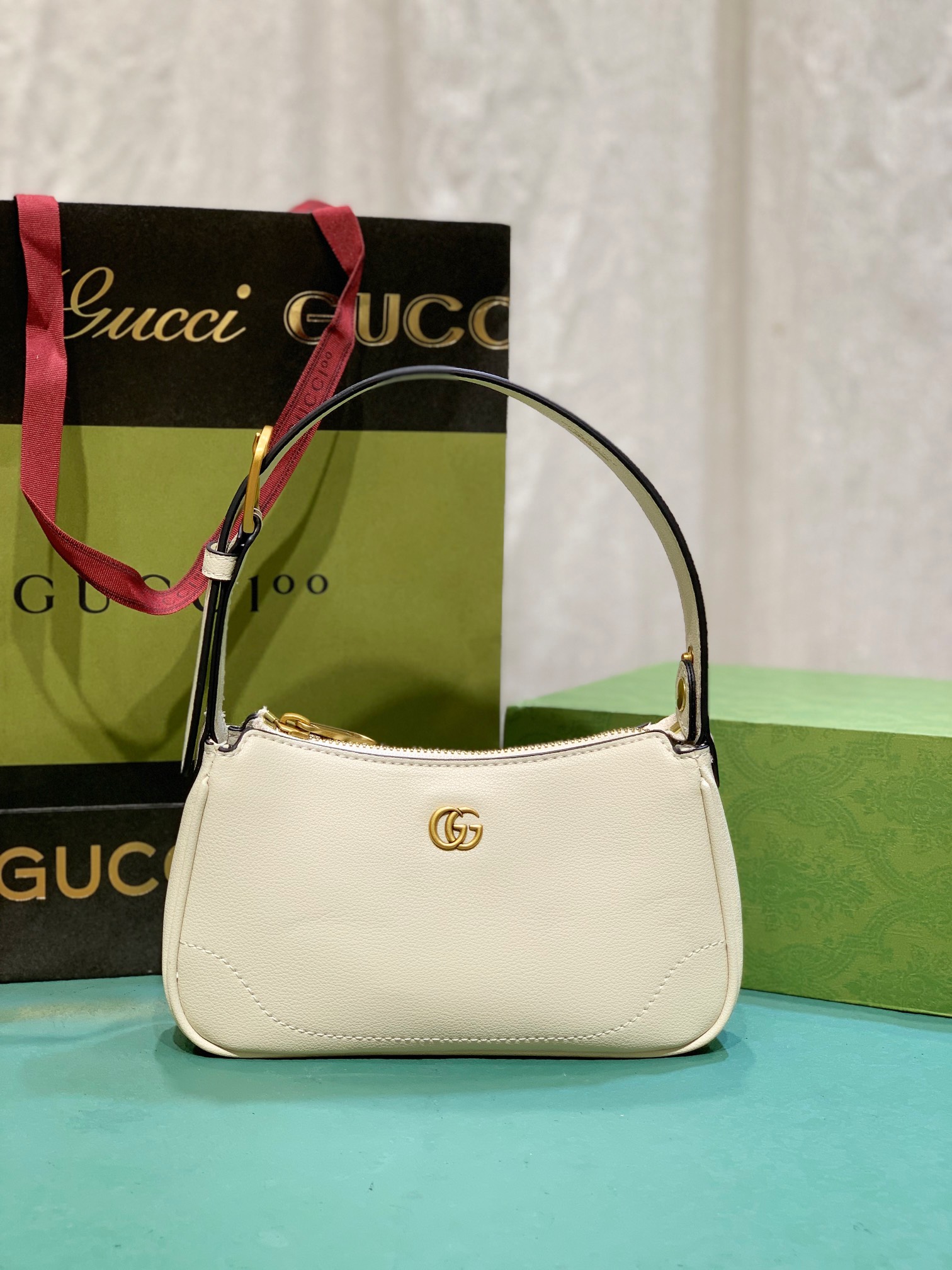 【GUCC*】21X12X13cm