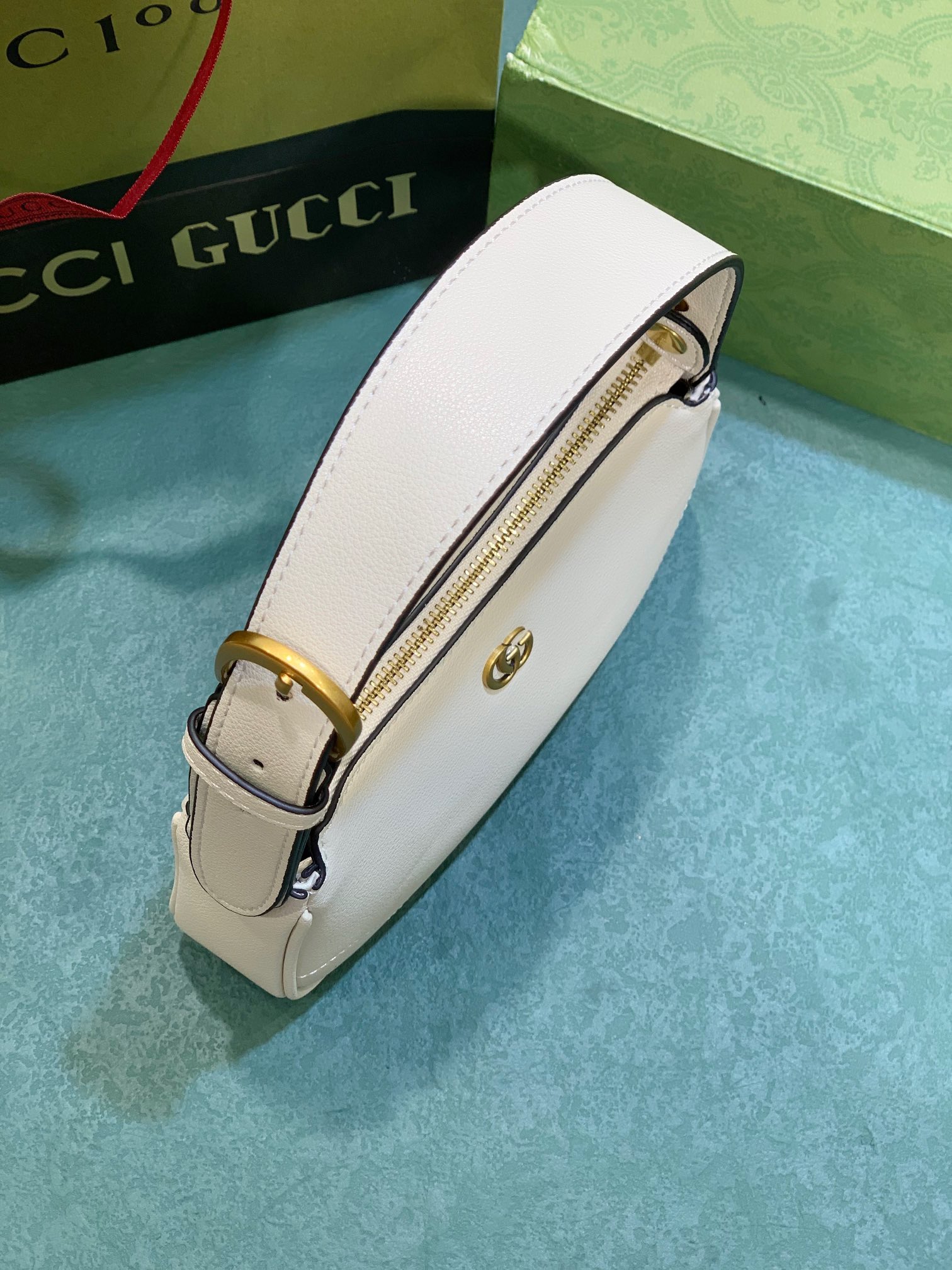 【GUCC*】21X12X13cm