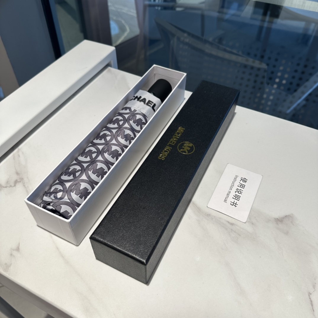 【Michael Kors 】折りたたみ傘 自動開閉