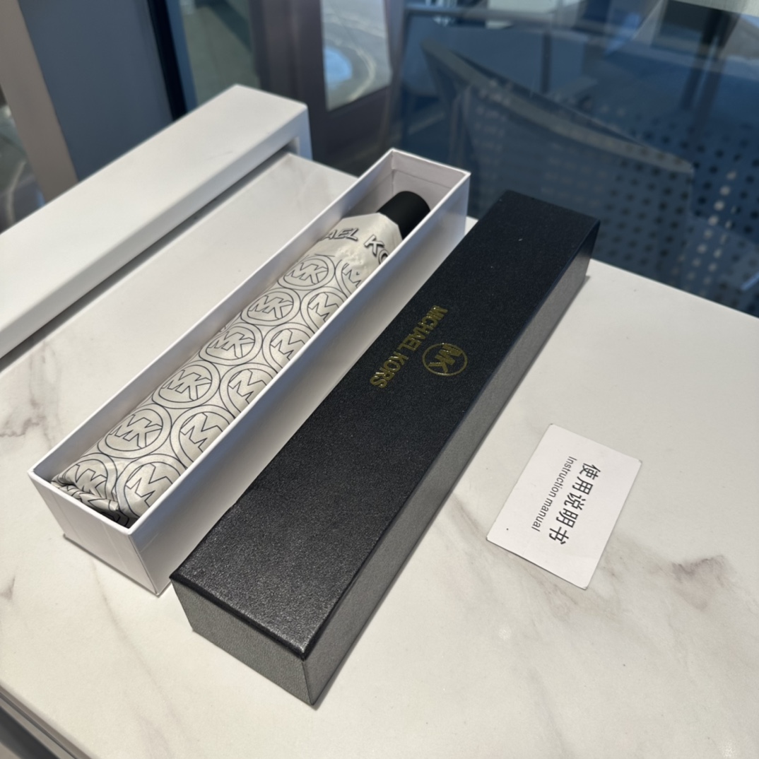 【Michael Kors 】折りたたみ傘 自動開閉