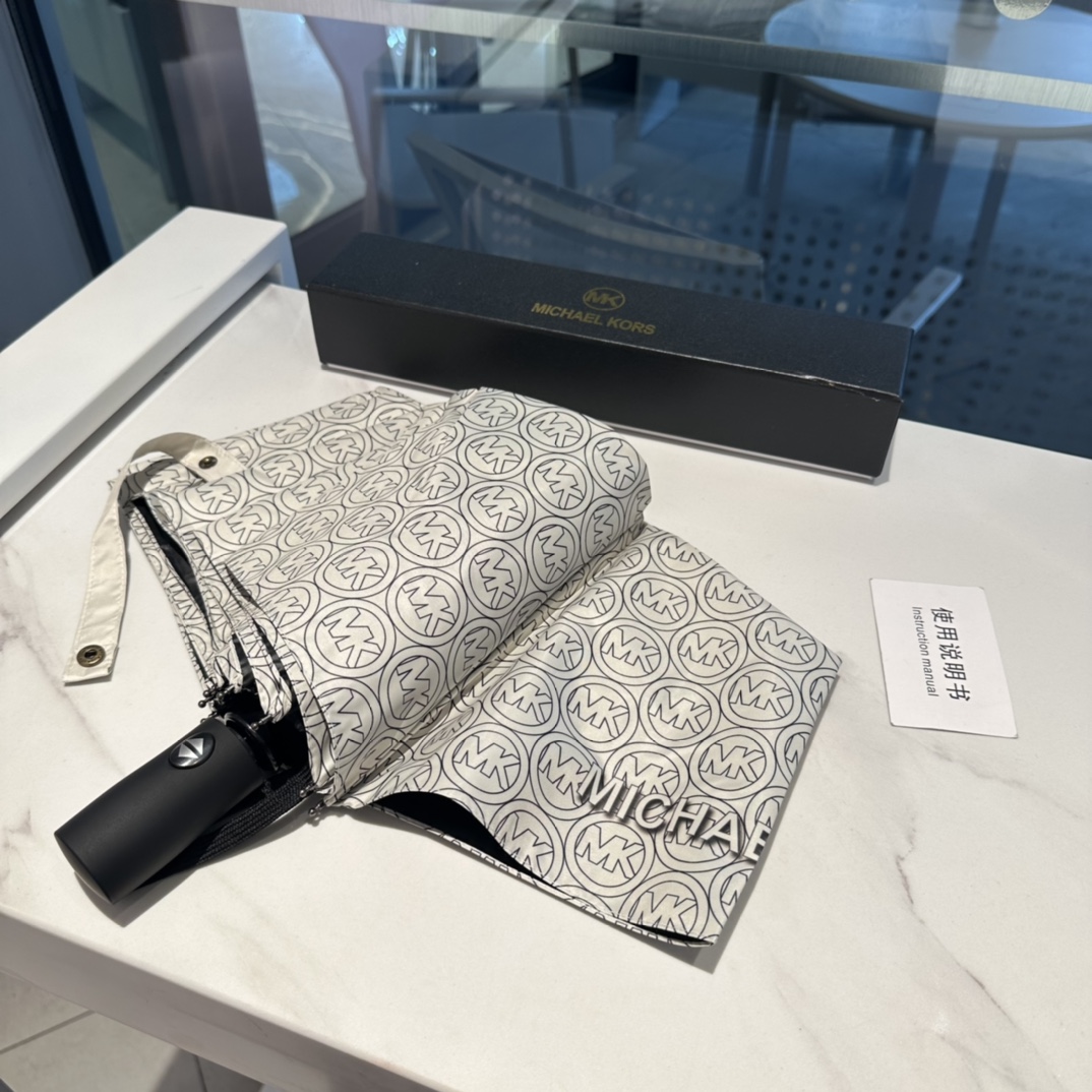 【Michael Kors 】折りたたみ傘 自動開閉