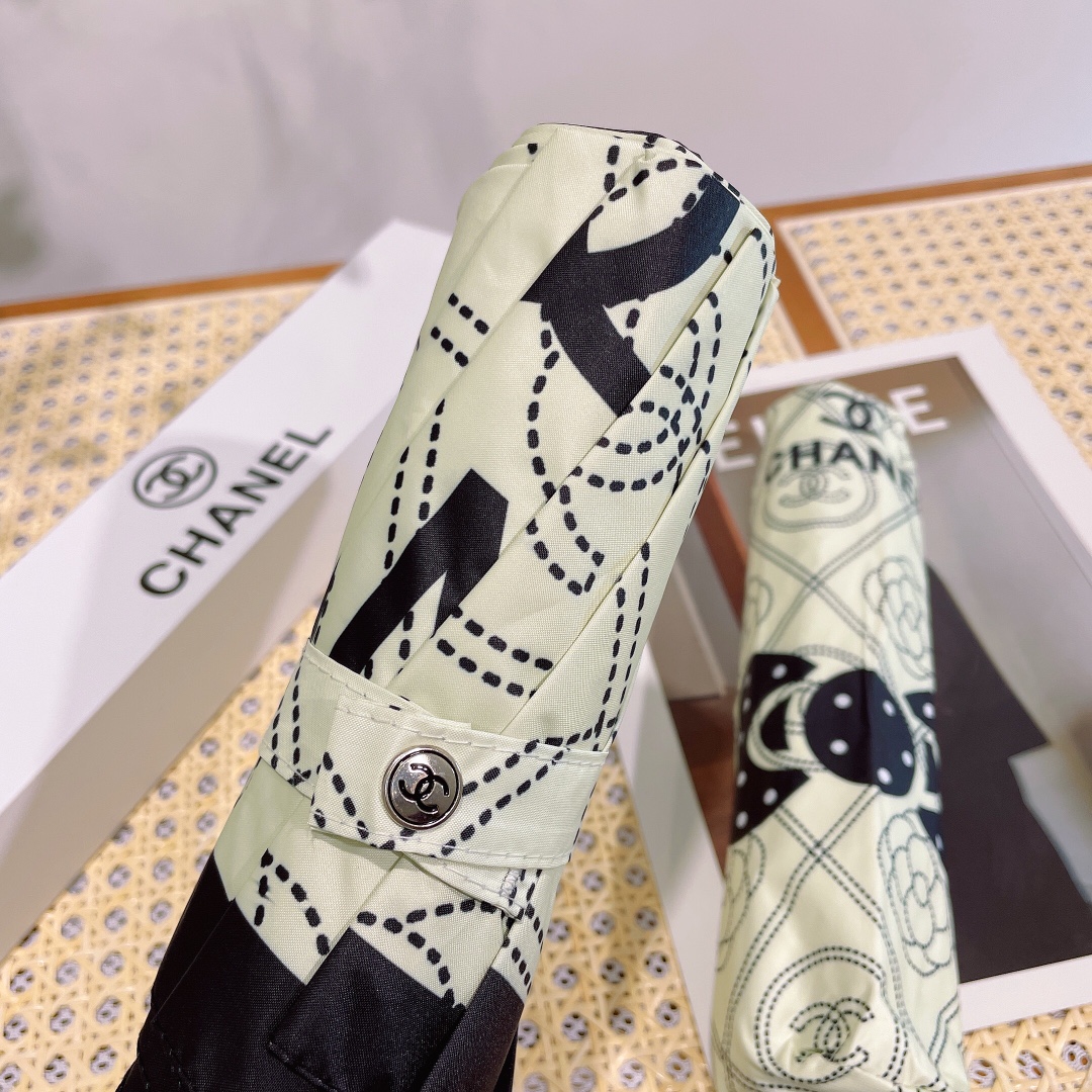 【CHANEL】折りたたみ傘 自動開閉