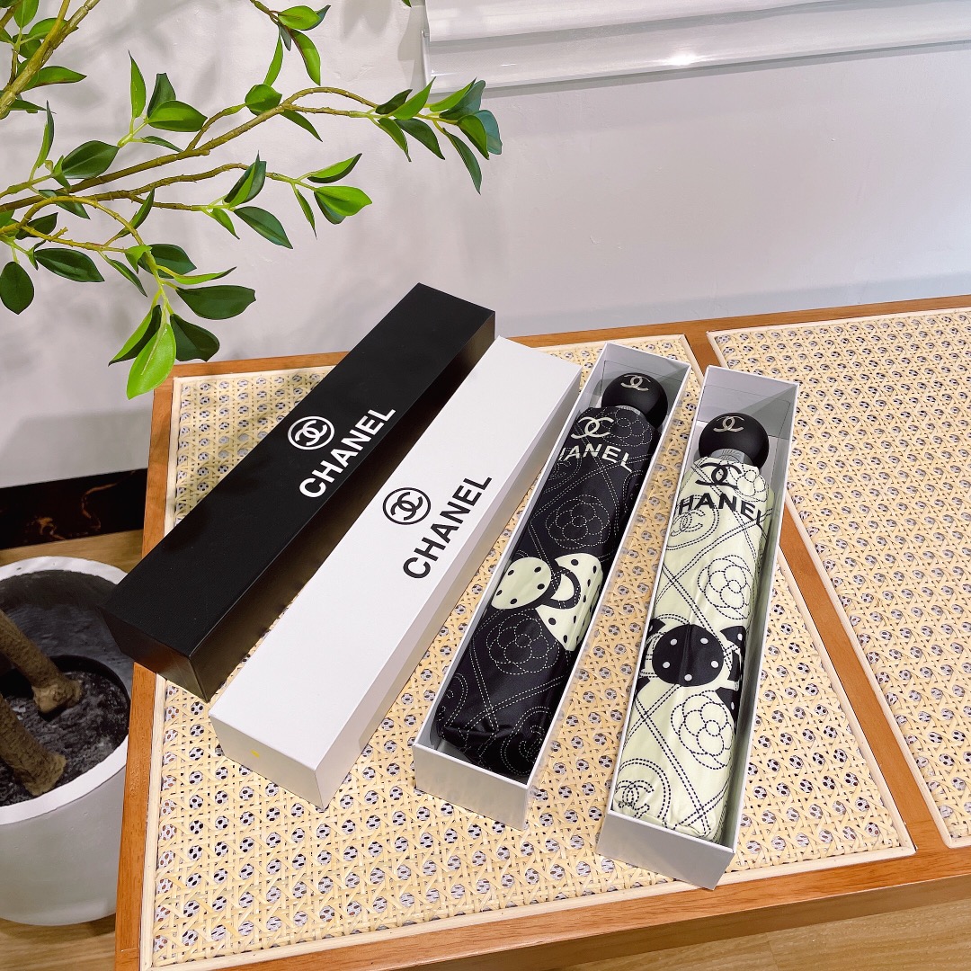 【CHANEL】折りたたみ傘 自動開閉
