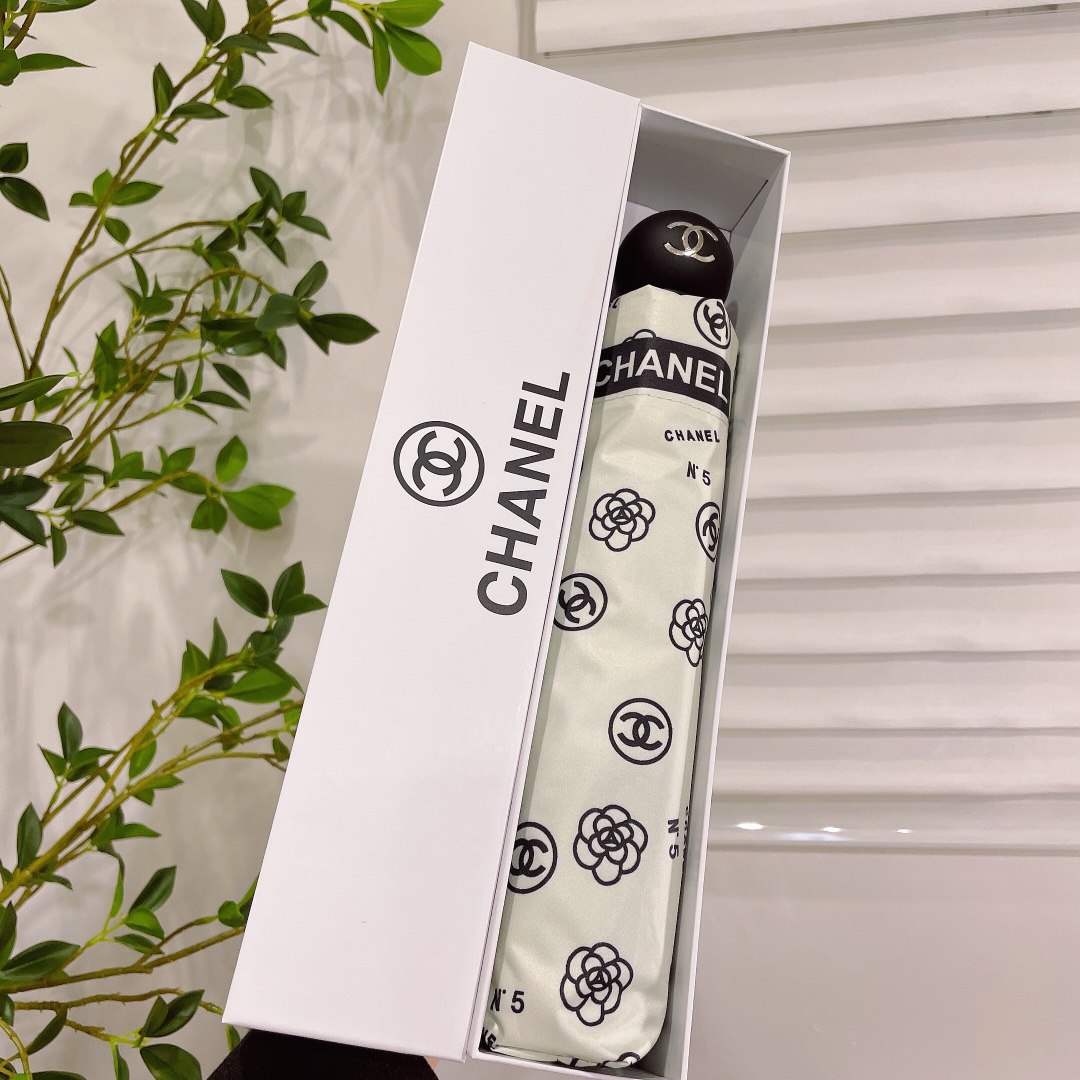 【CHANEL】折りたたみ傘 自動開閉
