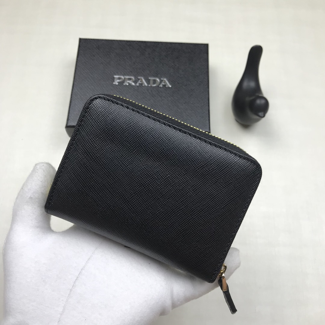 【PRADA】小銭入れ  10*9*2cm