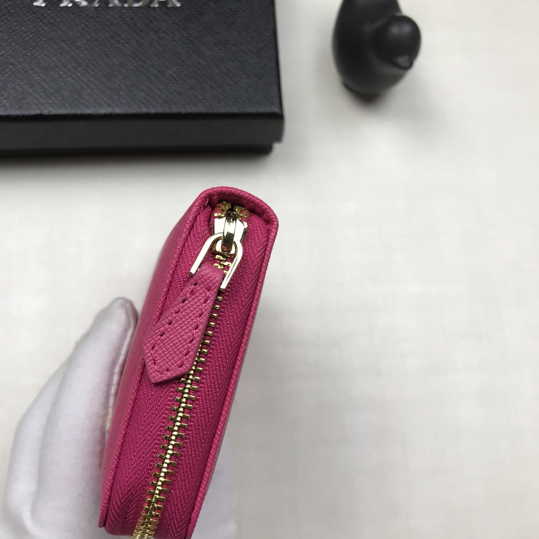 【PRADA】小銭入れ  10*9*2cm