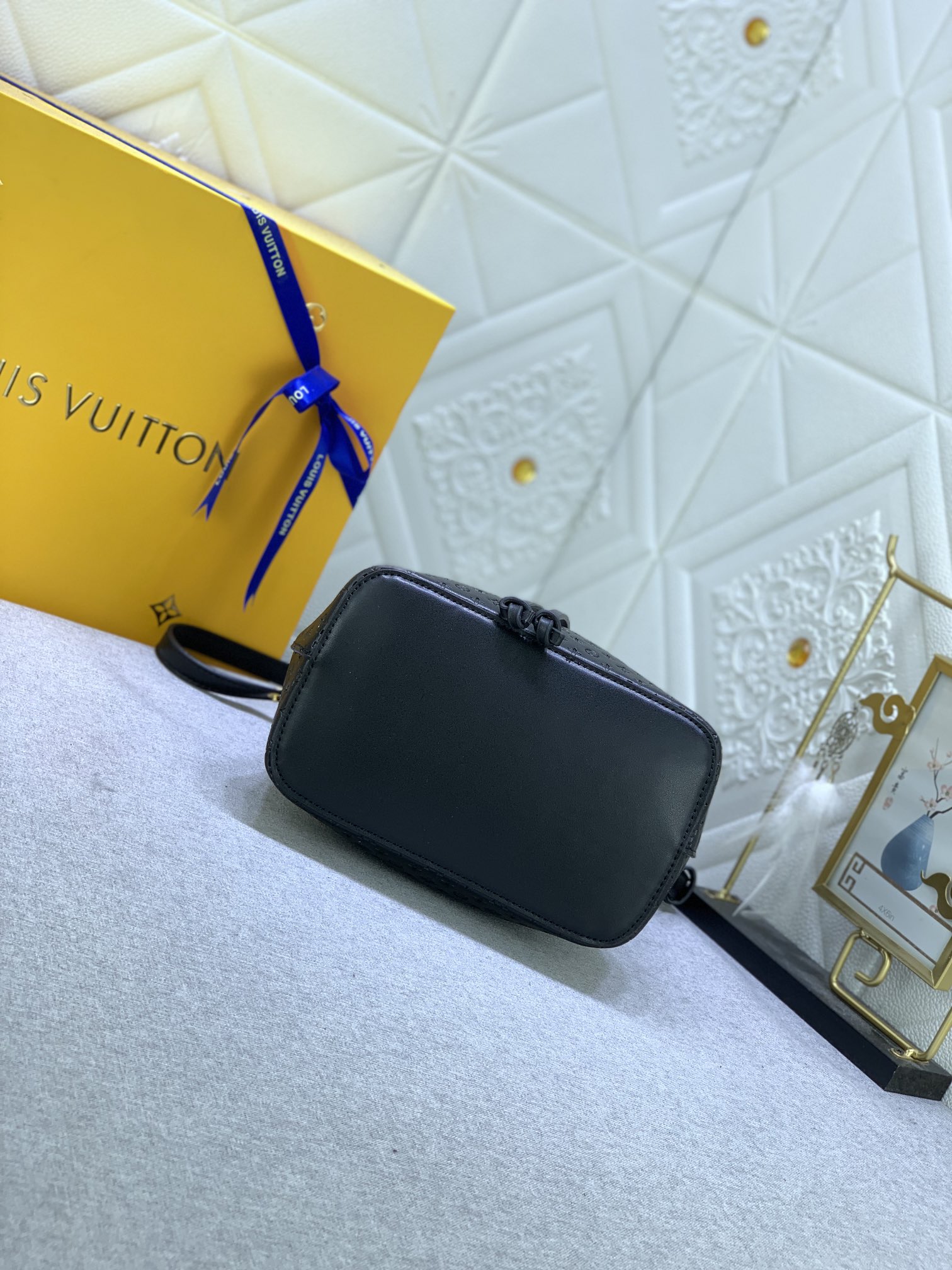 【LOUIS VUITTON】NeoNoé BB 20*20*13CM