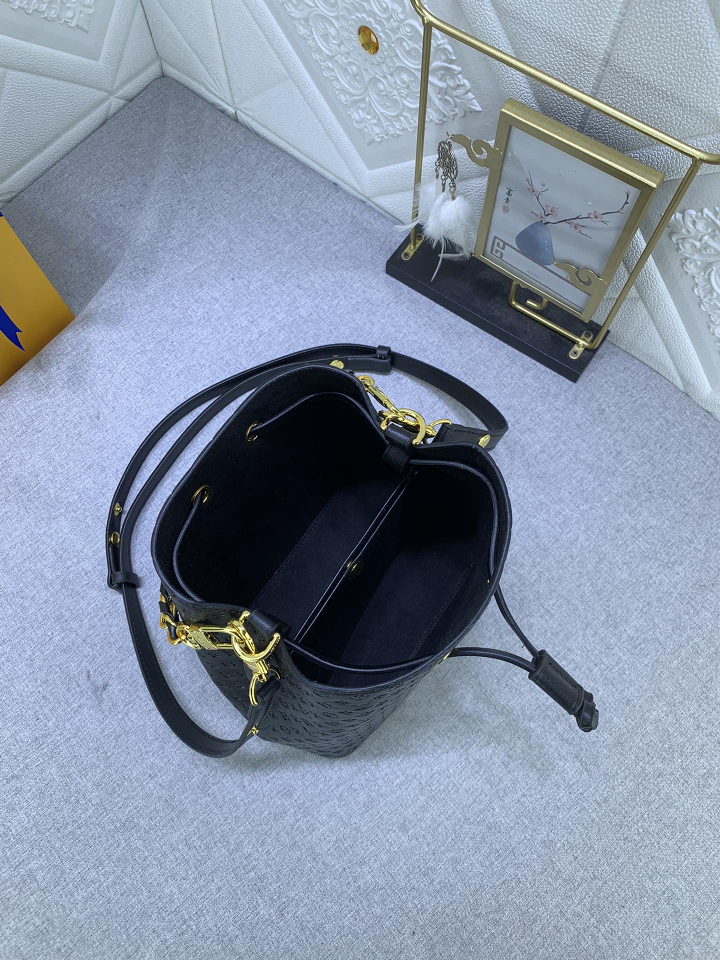 【LOUIS VUITTON】NeoNoé BB 20*20*13CM