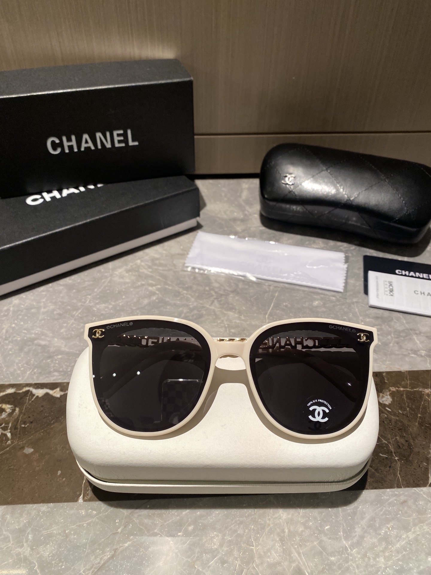 【サングラス】★CHANEL★ SIZE：60-20-145mm