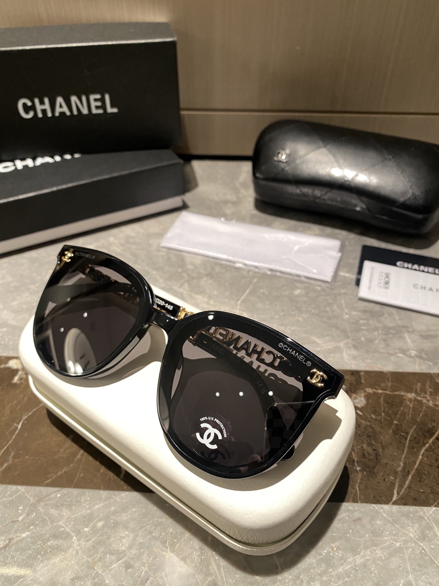 【サングラス】★CHANEL★ SIZE：60-20-145mm