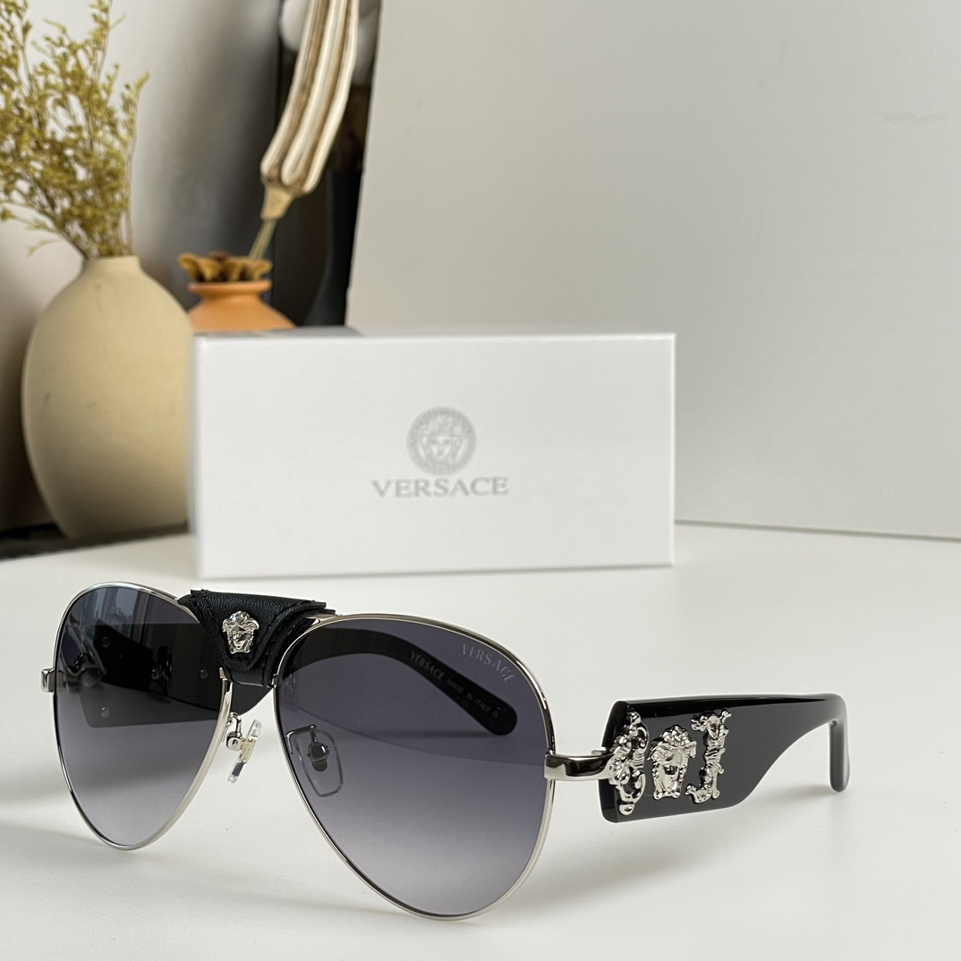【サングラス】★ Versace★ 62-14-140mm