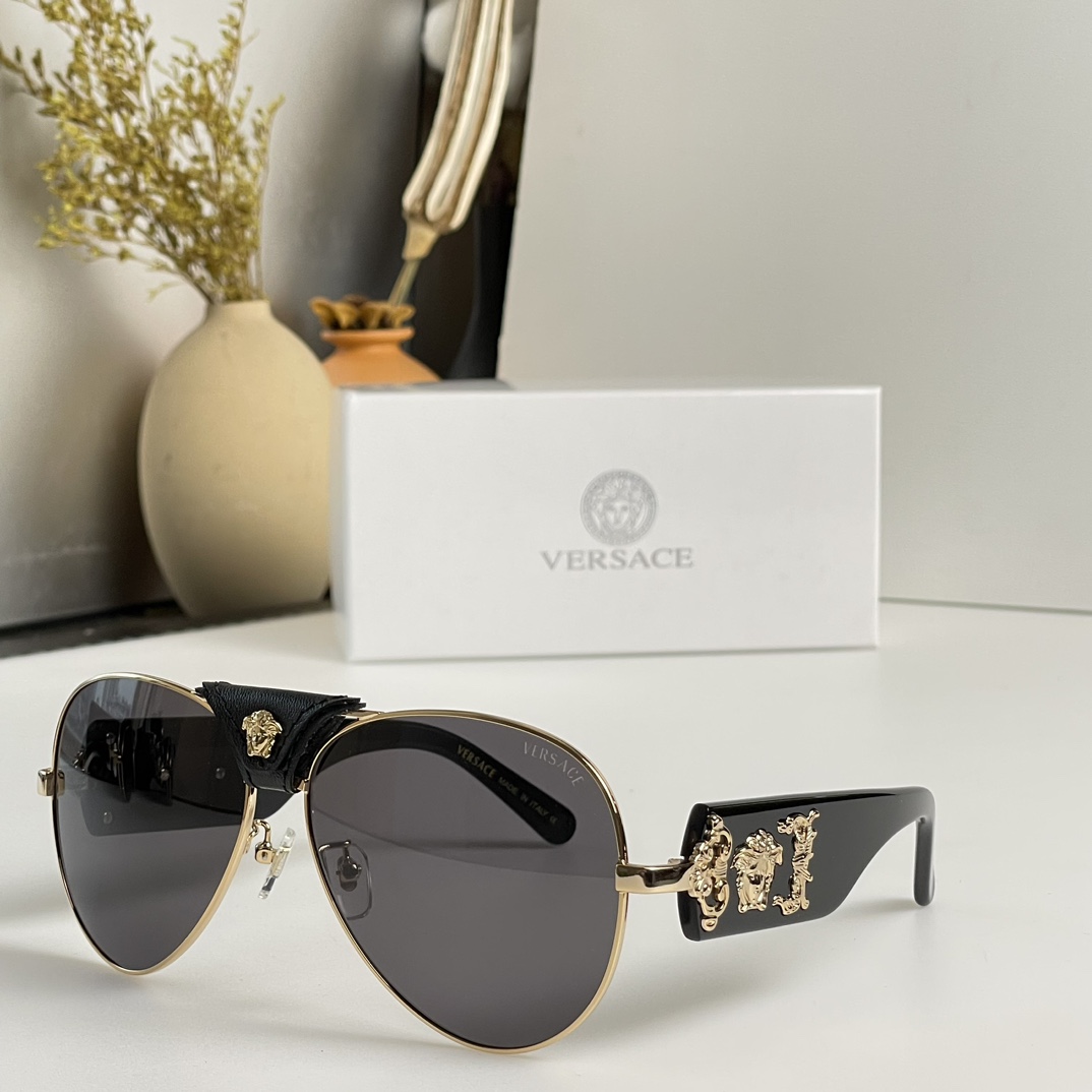 【サングラス】★ Versace★ 62-14-140mm