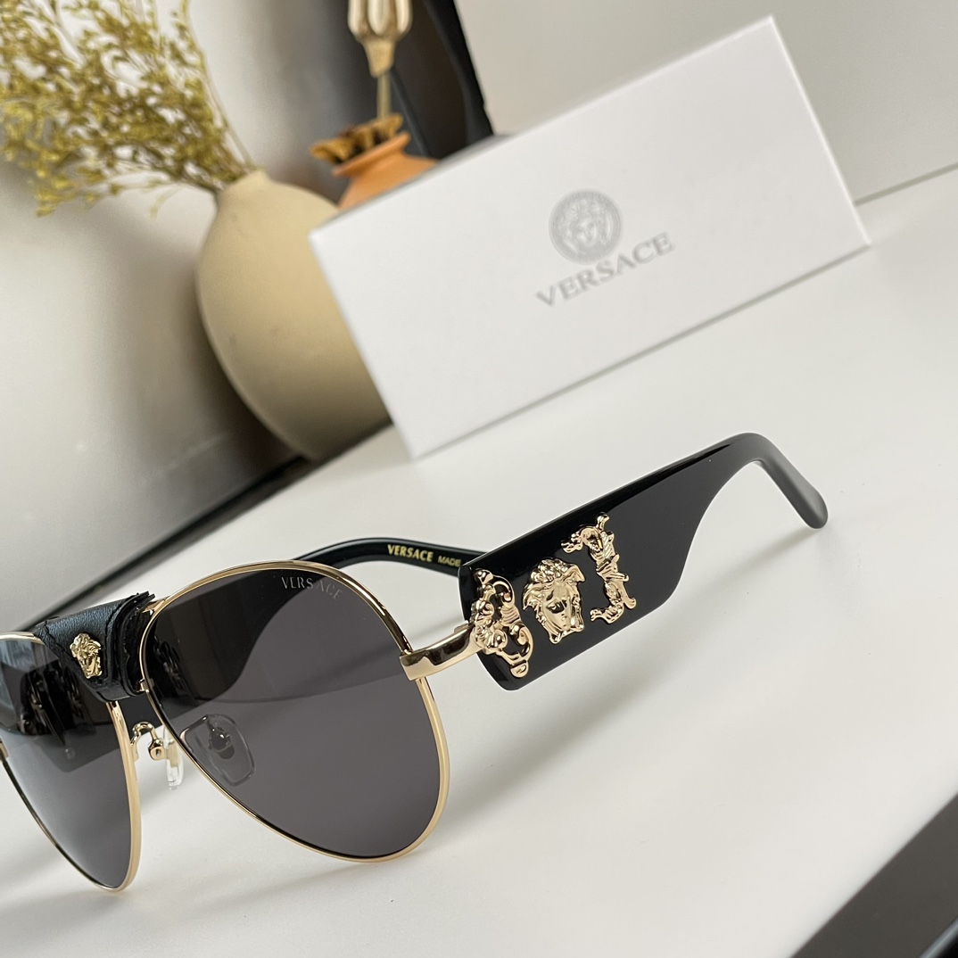 【サングラス】★ Versace★ 62-14-140mm
