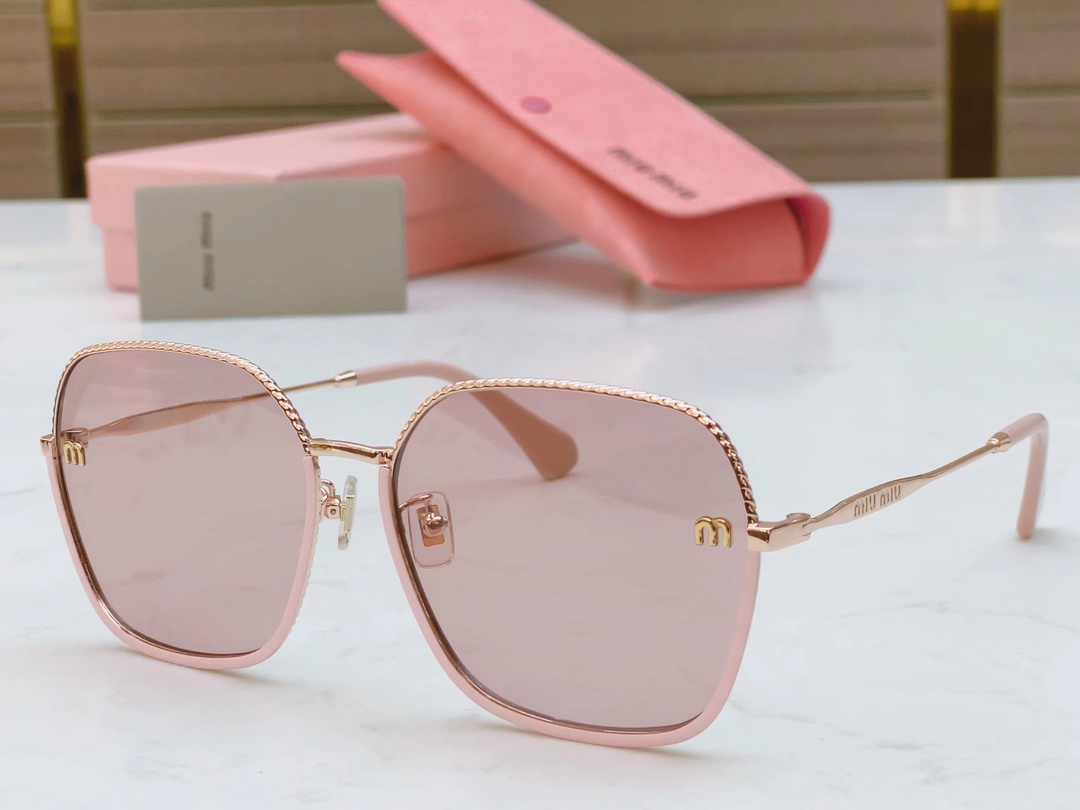 【サングラス】★MIUMIU★ 60-18-140mm