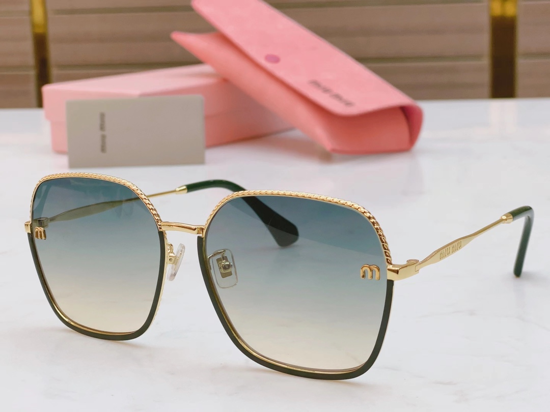 【サングラス】★MIUMIU★ 60-18-140mm