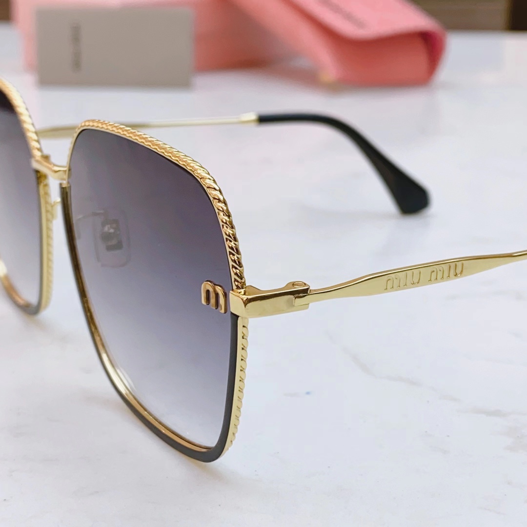 【サングラス】★MIUMIU★ 60-18-140mm