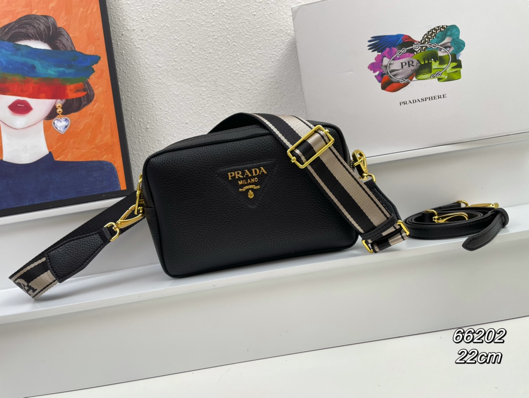 【PRADA】VITELLODAINO 22-14-8cm