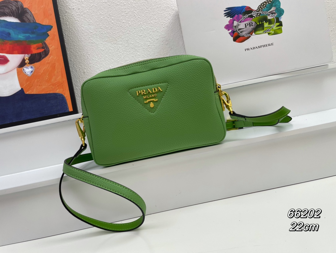 【PRADA】VITELLODAINO 22-14-8cm