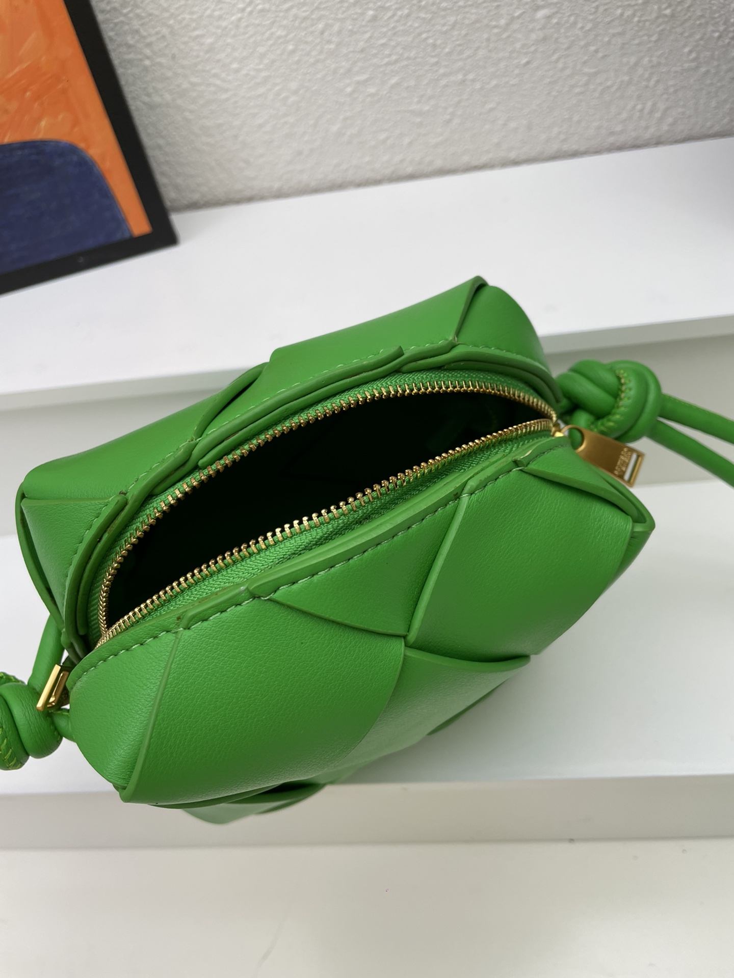 【Bottega Veneta】cassette -14*14*7CM