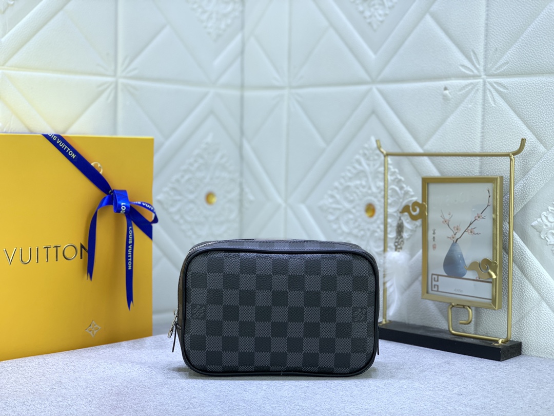 【LOUIS VUITTON】Eclipse